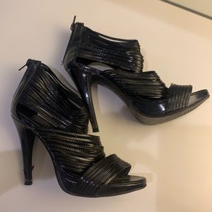 Chinese Laundry LET’S GO Strappy Heels Black 7.5